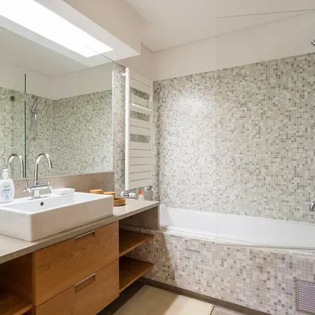 Feels Like Expo Spacious Flat With Terrace *