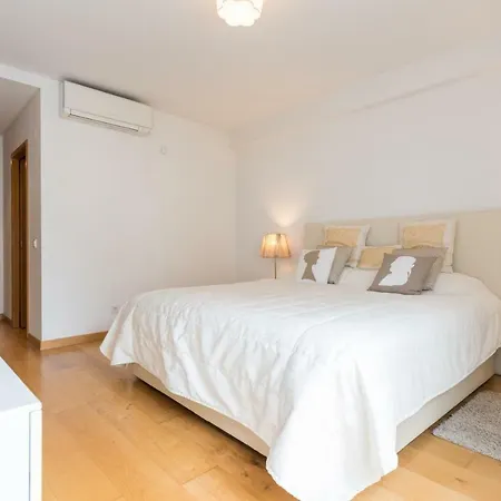 Feels Like Expo Spacious Flat With Terrace *